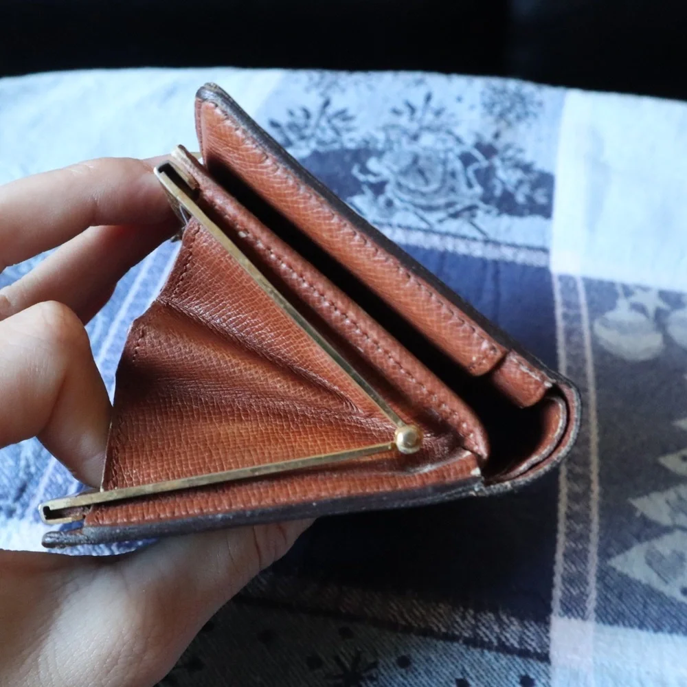 Authentic Louis Vuitton Portefeville Viennois Wallet - Picture 5 of 16